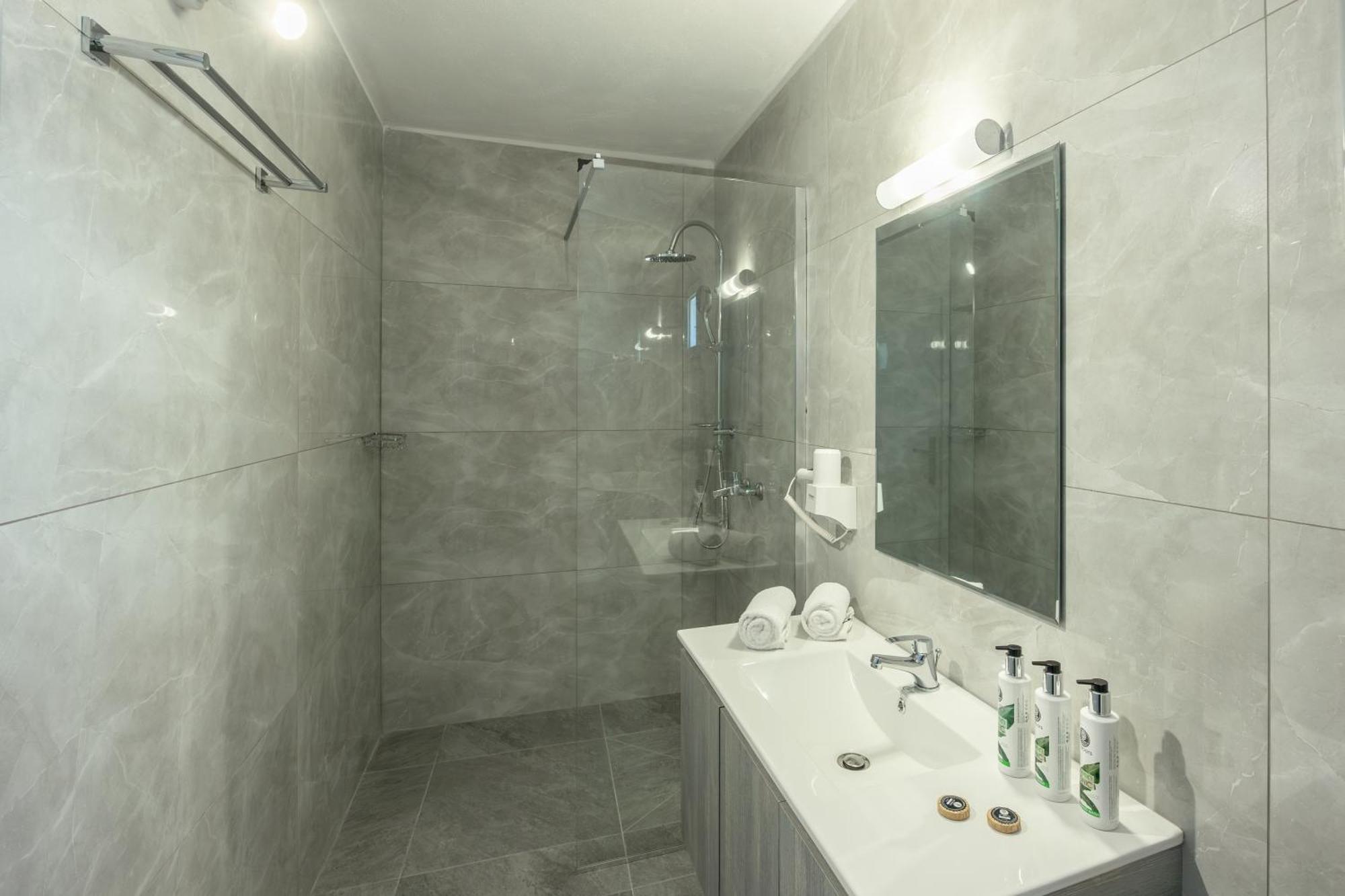 Thermes Luxury Villas And Spa (Adults Only) Megalochori  Luaran gambar